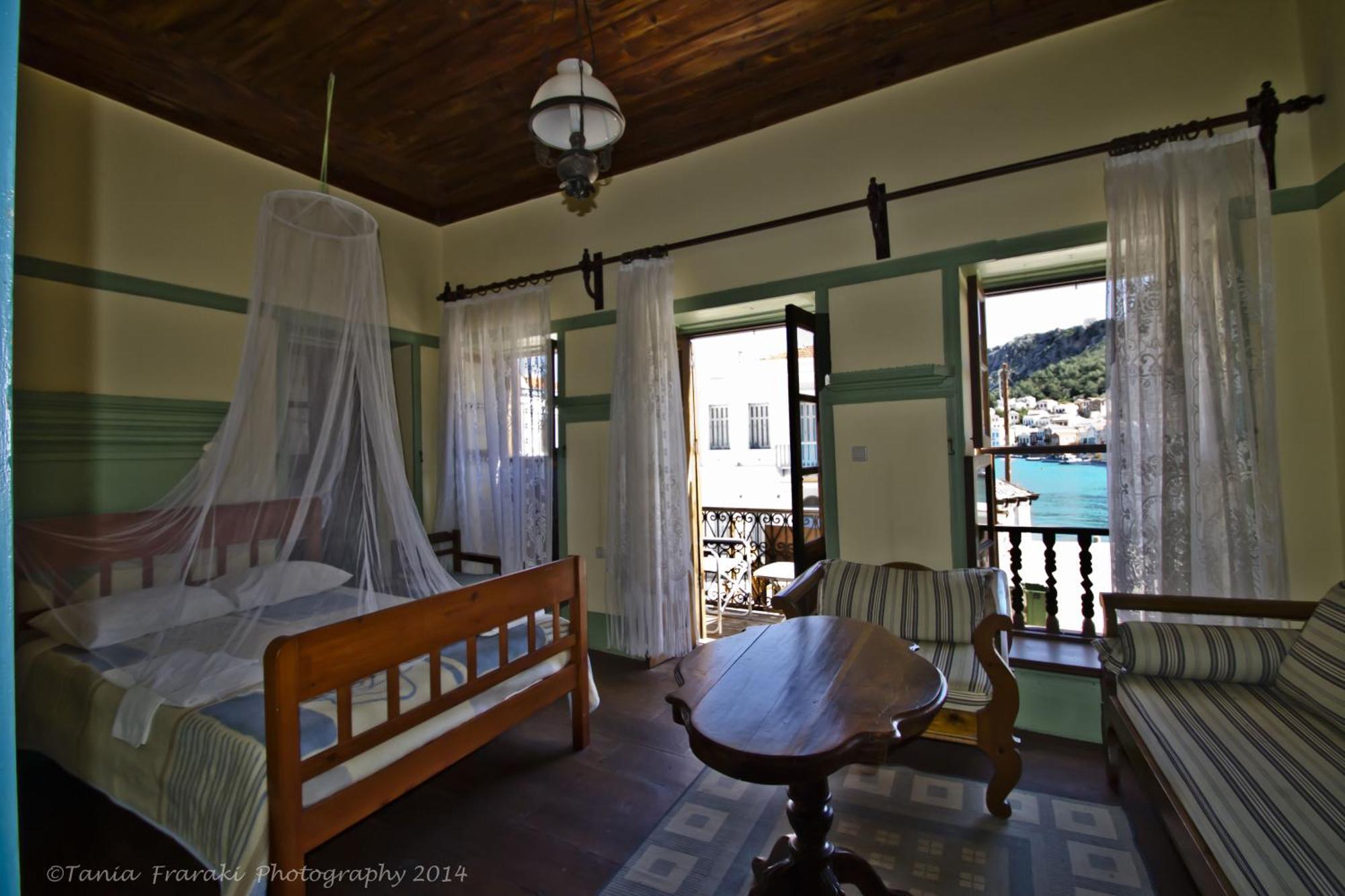 Hotel Karnayo à Meyísti Chambre photo