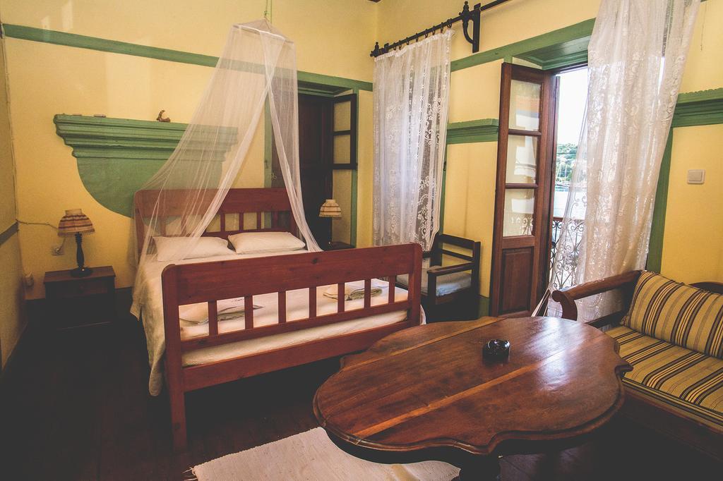 Hotel Karnayo à Meyísti Extérieur photo